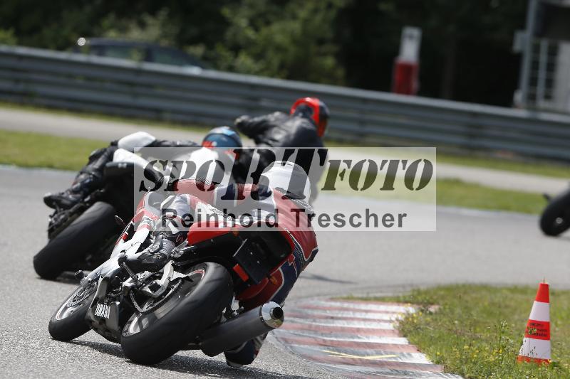 /24 08.06.2025 TZ Motorsport ADR/Gruppe gruen/64-1